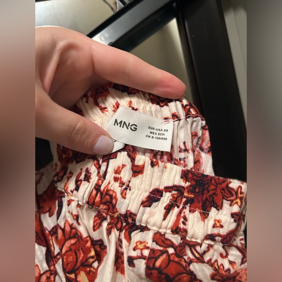 Mango Floral Skirt and Crop Top Set - Picture 8 of 10